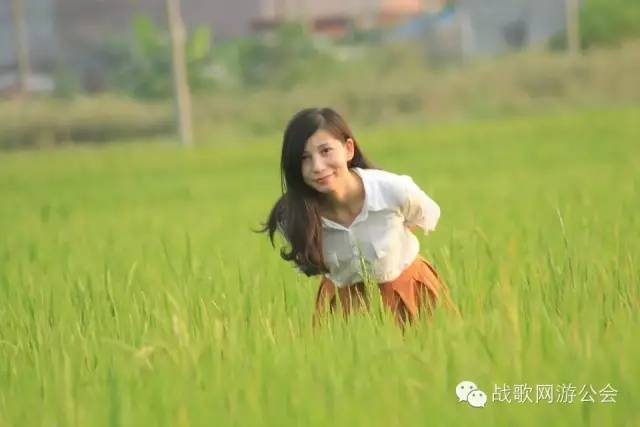 【战歌妹纸show】第5期:只喜欢逛吃逛吃的废废 【战歌妹纸show】第5期:只喜欢逛吃逛吃的废废