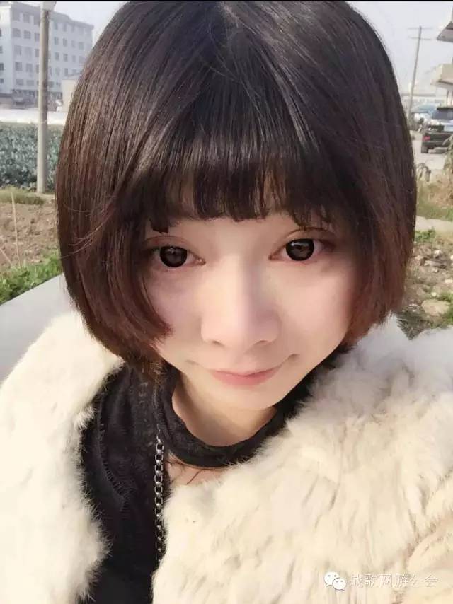 【战歌妹纸show】第19期:可女神可帅气的妹纸浅笑 【战歌妹纸show】第19期:可女神可帅气的妹纸浅笑