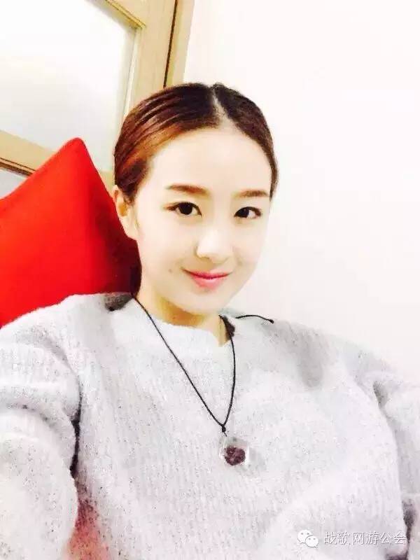 【战歌妹纸show】第21期:调皮捣蛋的妹子小宝 【战歌妹纸show】第21期:调皮捣蛋的妹子小宝