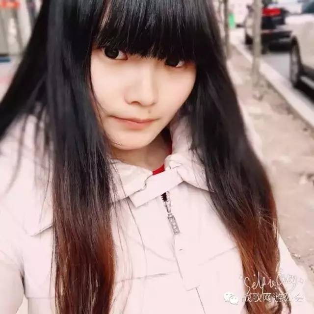 【战歌妹纸show】第23期:爱吃零食的妹纸灵猫 【战歌妹纸show】第23期:爱吃零食的妹纸灵猫