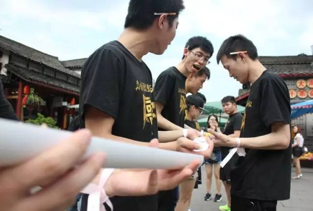 战歌公会五周年聚会活动完美落幕 战歌公会五周年聚会活动完美落幕