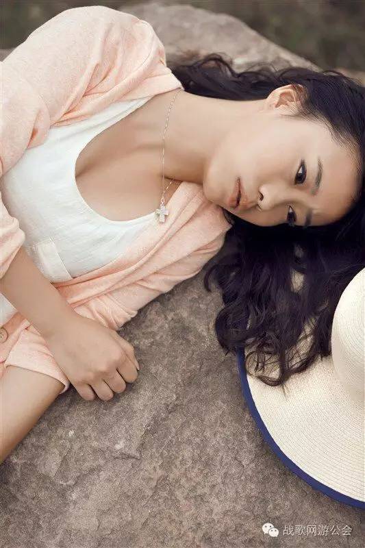 【战歌妹纸show】第35期:闷骚暴力妹纸莎蕊 【战歌妹纸show】第35期:闷骚暴力妹纸莎蕊