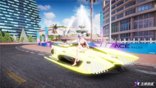 《王牌竞速》全新泳装时尚节 夏日飙车火辣又清凉