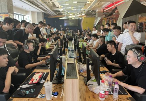 《街头篮球》SFSA地区赛完美收官 东东麒麟寺翻盘夺冠