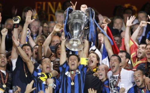 蓝黑闪电攻防一体 昔日“世一”此刻登场