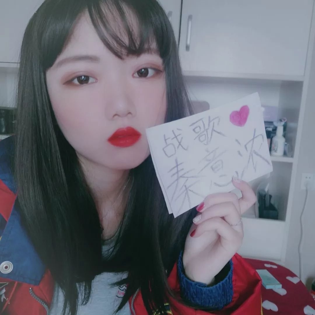 【战歌妹纸show】第56期:忽冷忽热可盐可甜的妹纸秦意浓 【战歌妹纸show】第56期:忽冷忽热可盐可甜的妹纸秦意浓