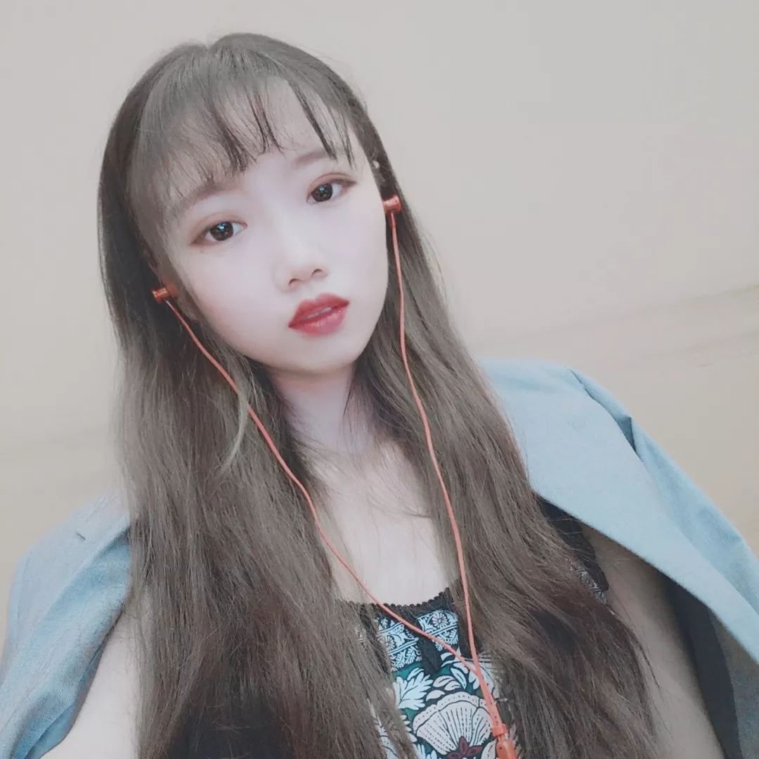 【战歌妹纸show】第56期:忽冷忽热可盐可甜的妹纸秦意浓 【战歌妹纸show】第56期:忽冷忽热可盐可甜的妹纸秦意浓